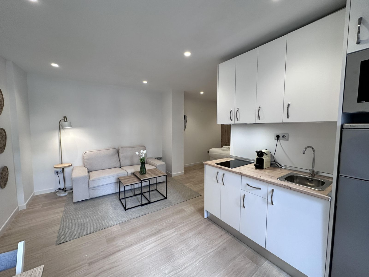 Apartment in Marbella - view 1