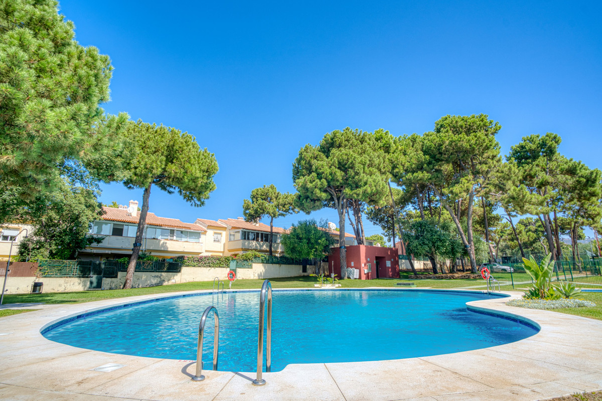 Apartment in Marbella - view 1