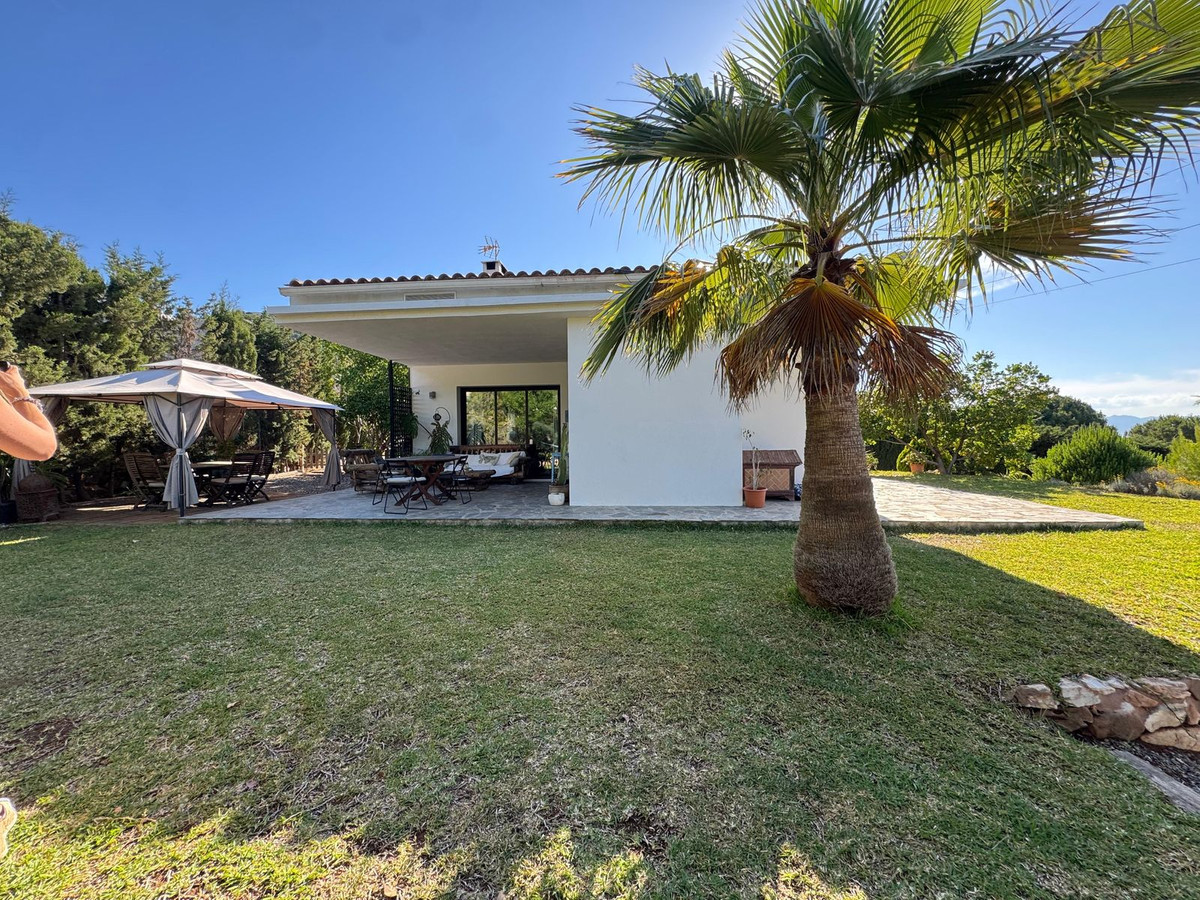 House in Alhaurin de la Torre - view 1