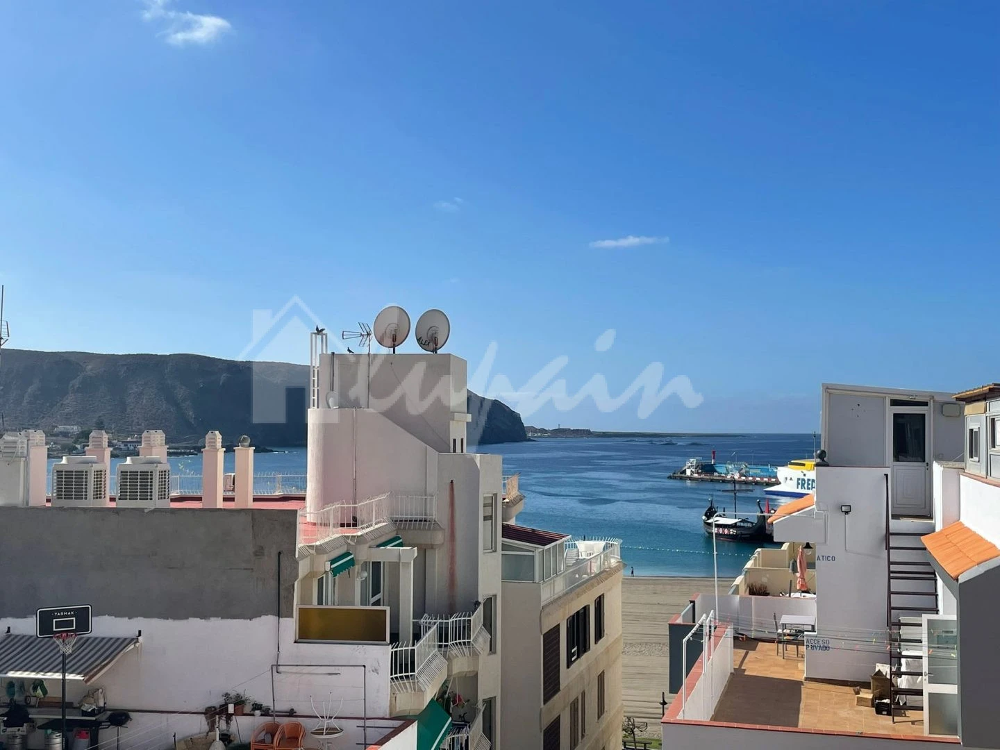 House in Los Cristianos - view 1