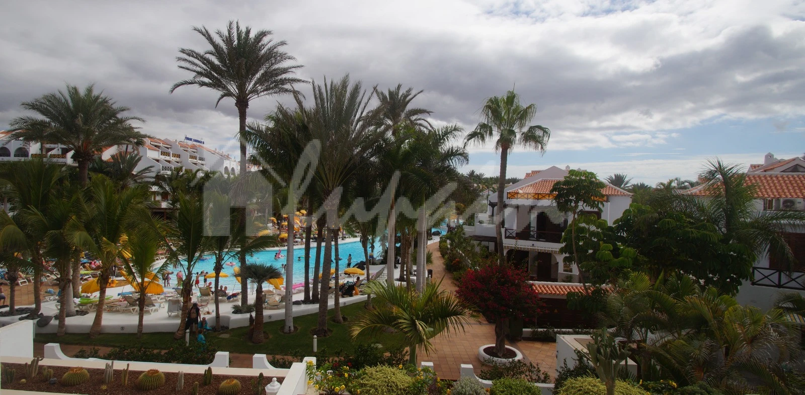 Apartment in Playa de las Americas - view 1