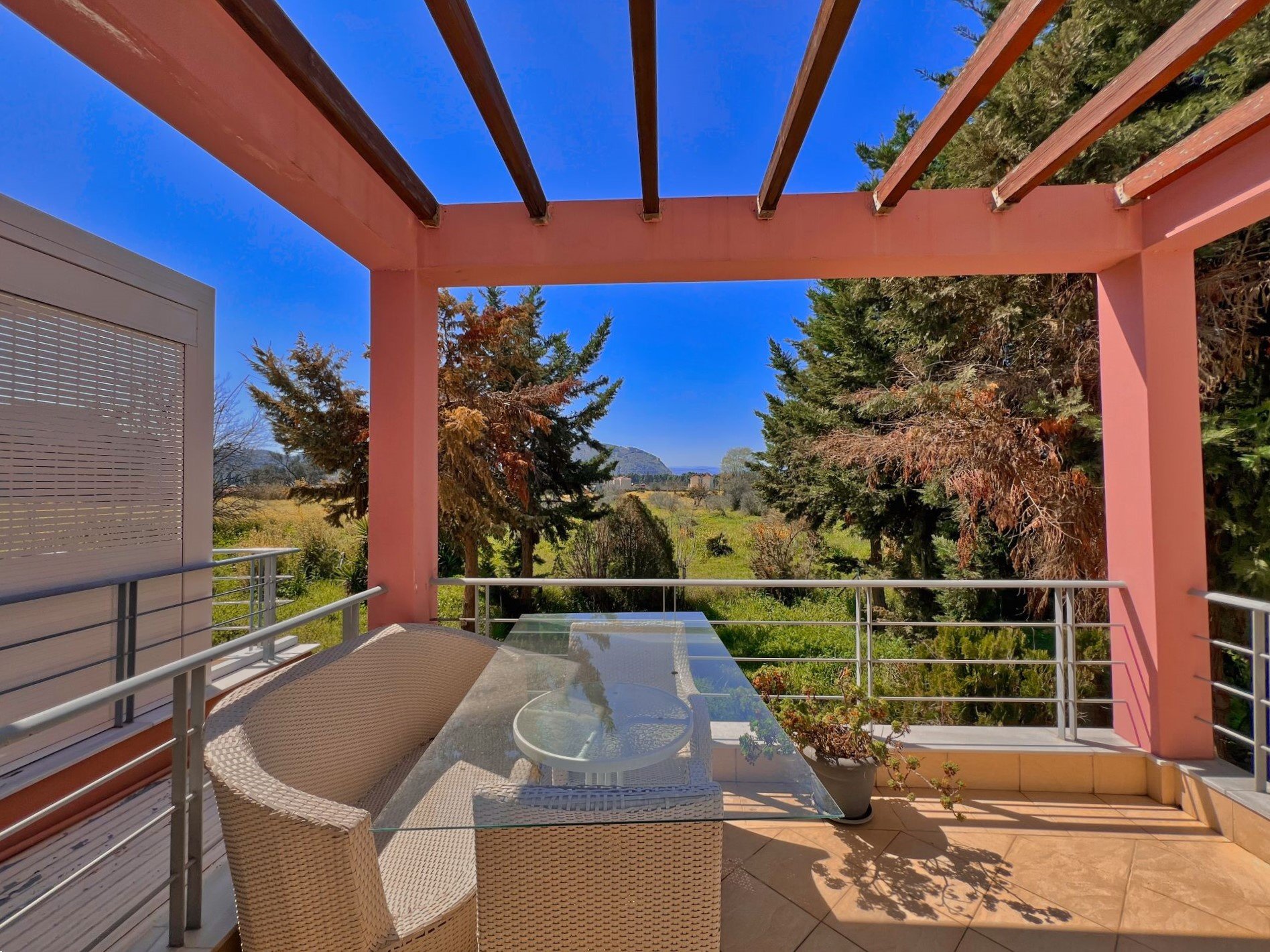 Villa in Asini - view 1