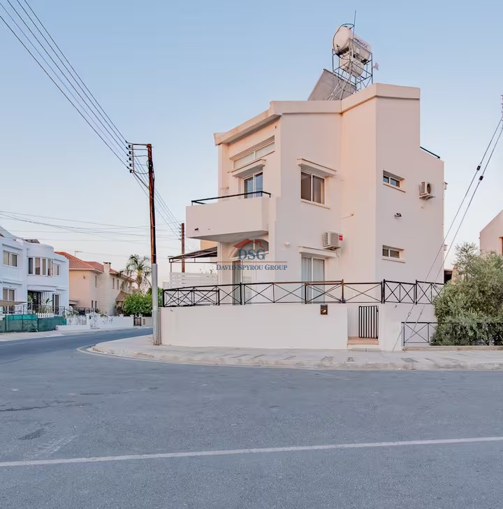 House in Oroklini - view 1