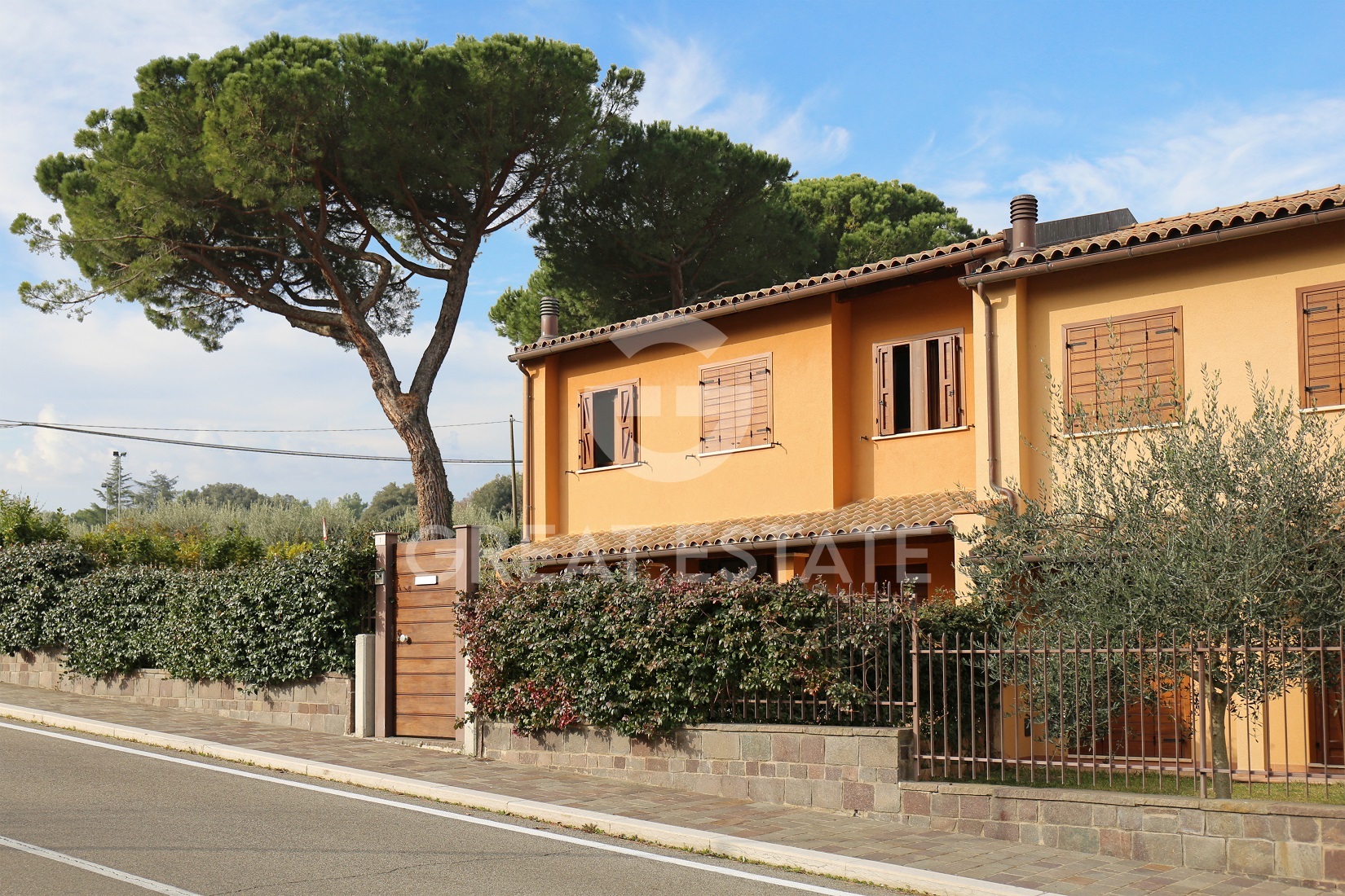 House in Orvieto - view 1