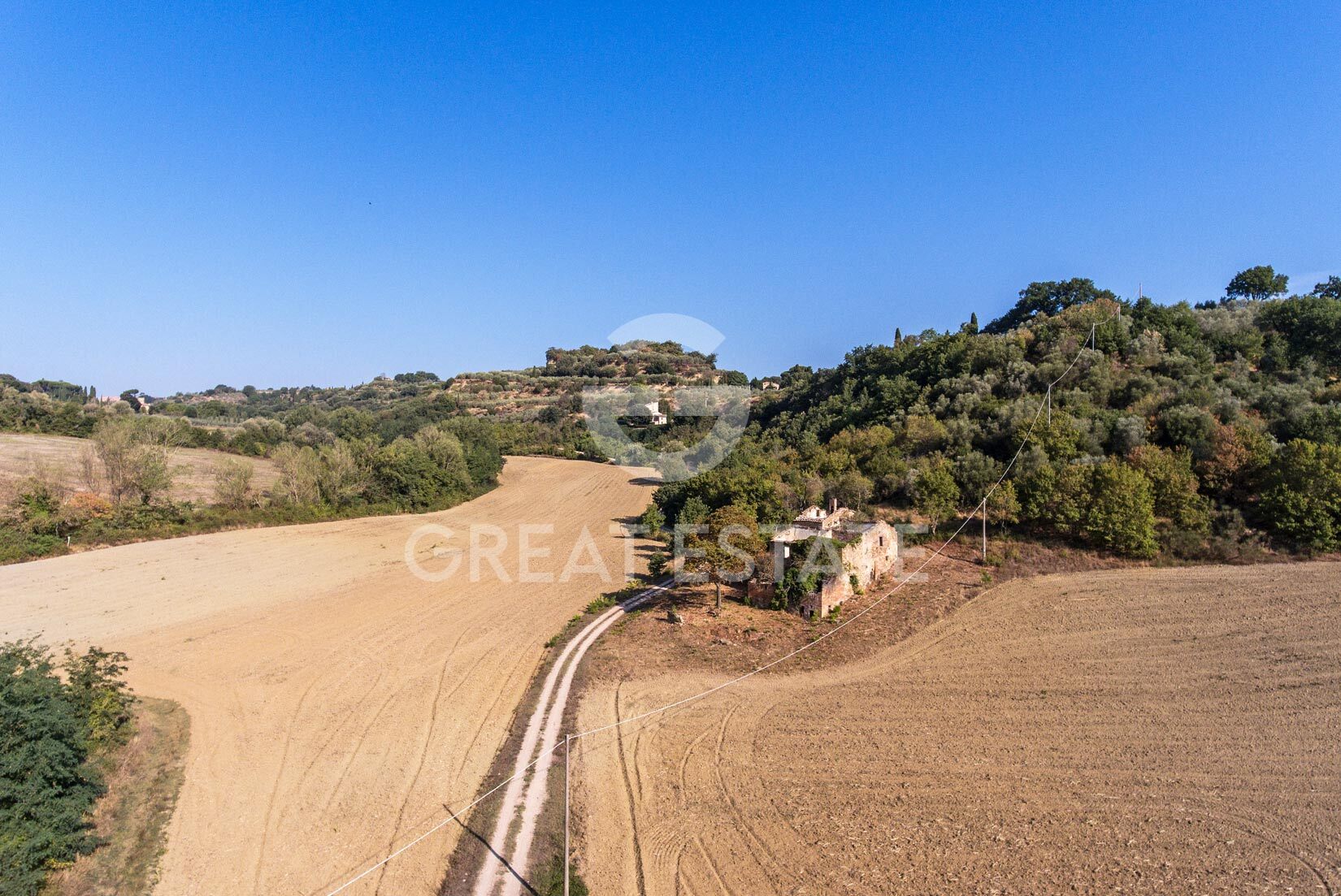 House in Montepulciano - view 1