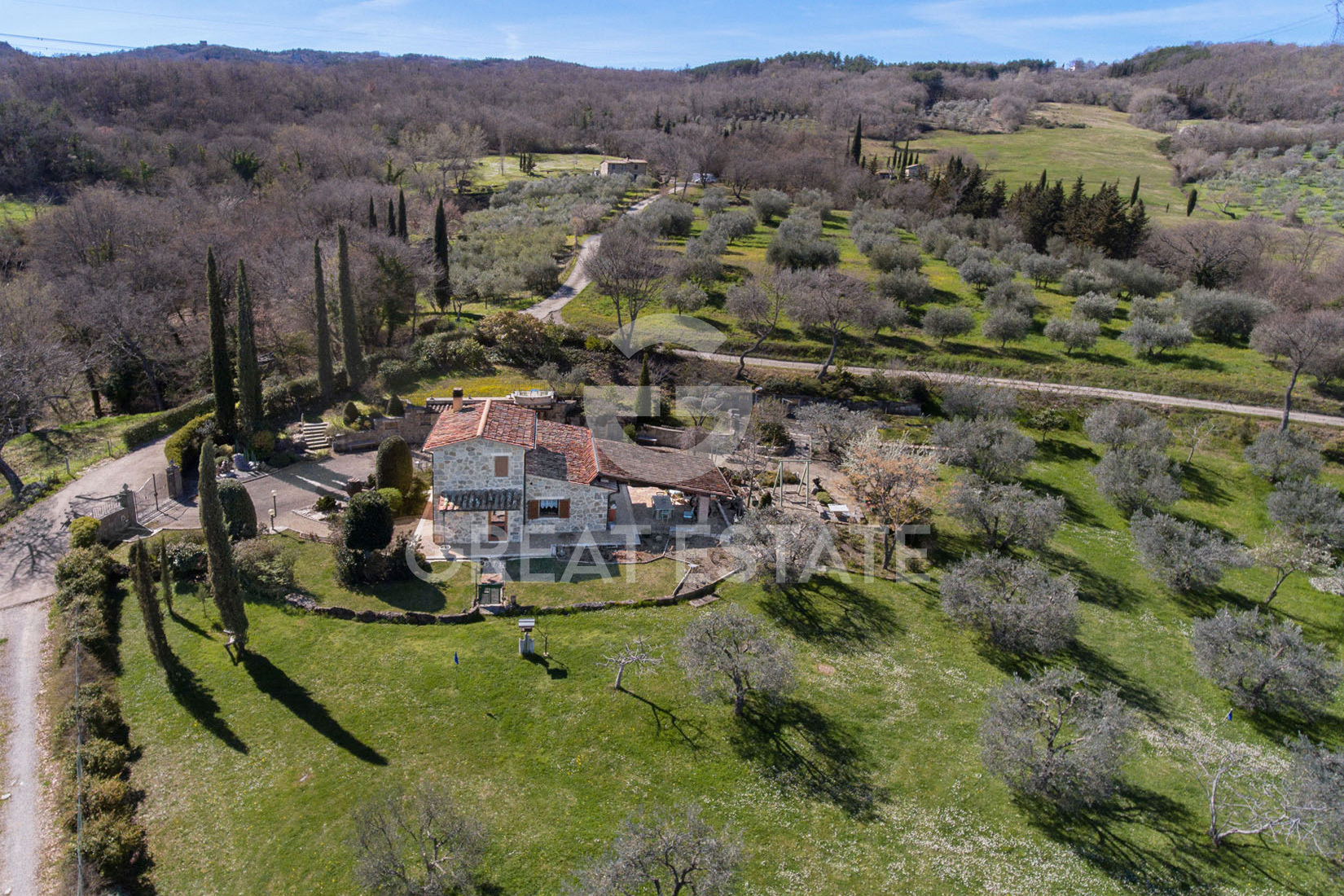 House in Castiglione d'Orcia - view 1