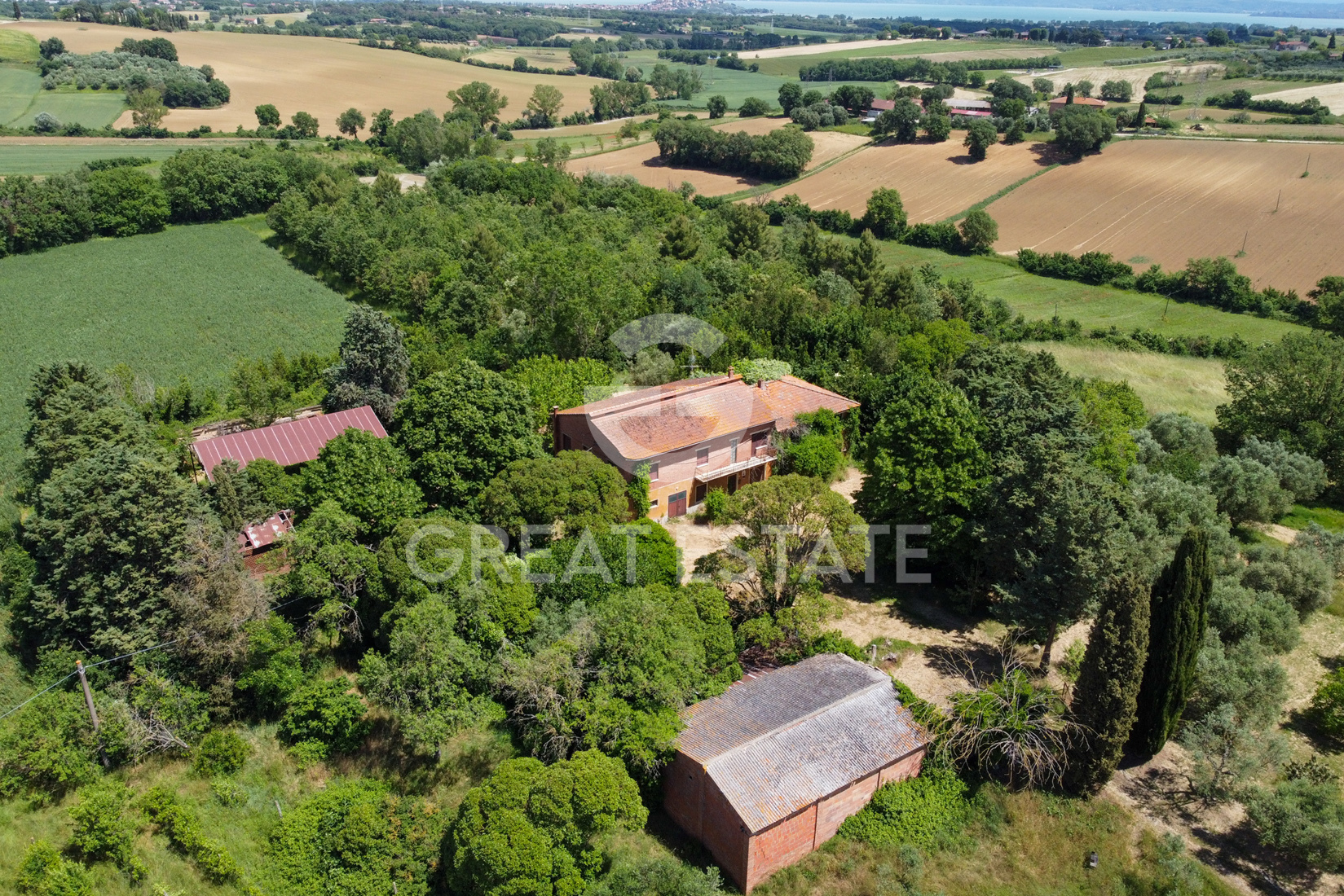 House in Castiglione del Lago - view 1