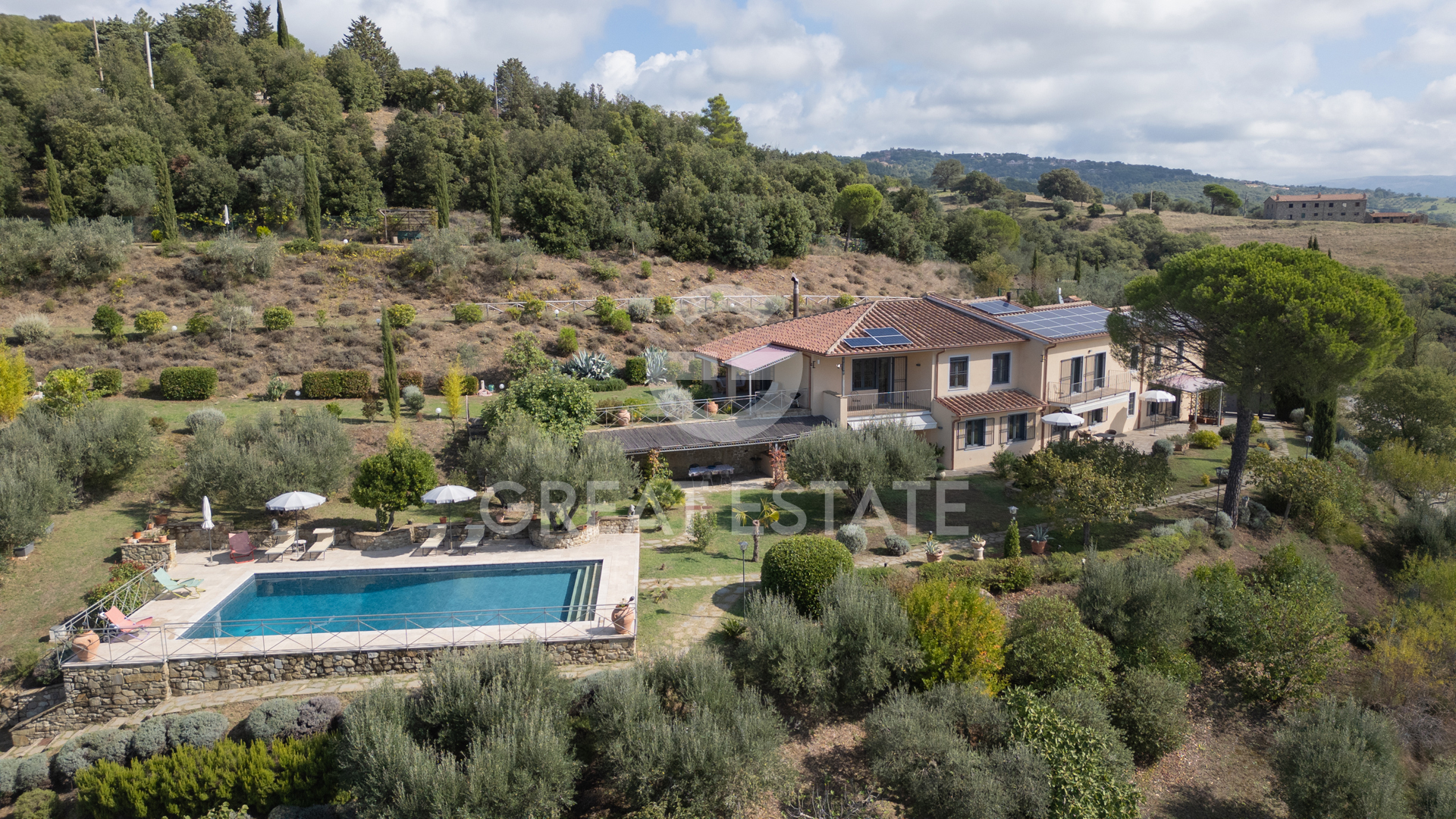 House in Passignano sul Trasimeno - view 1