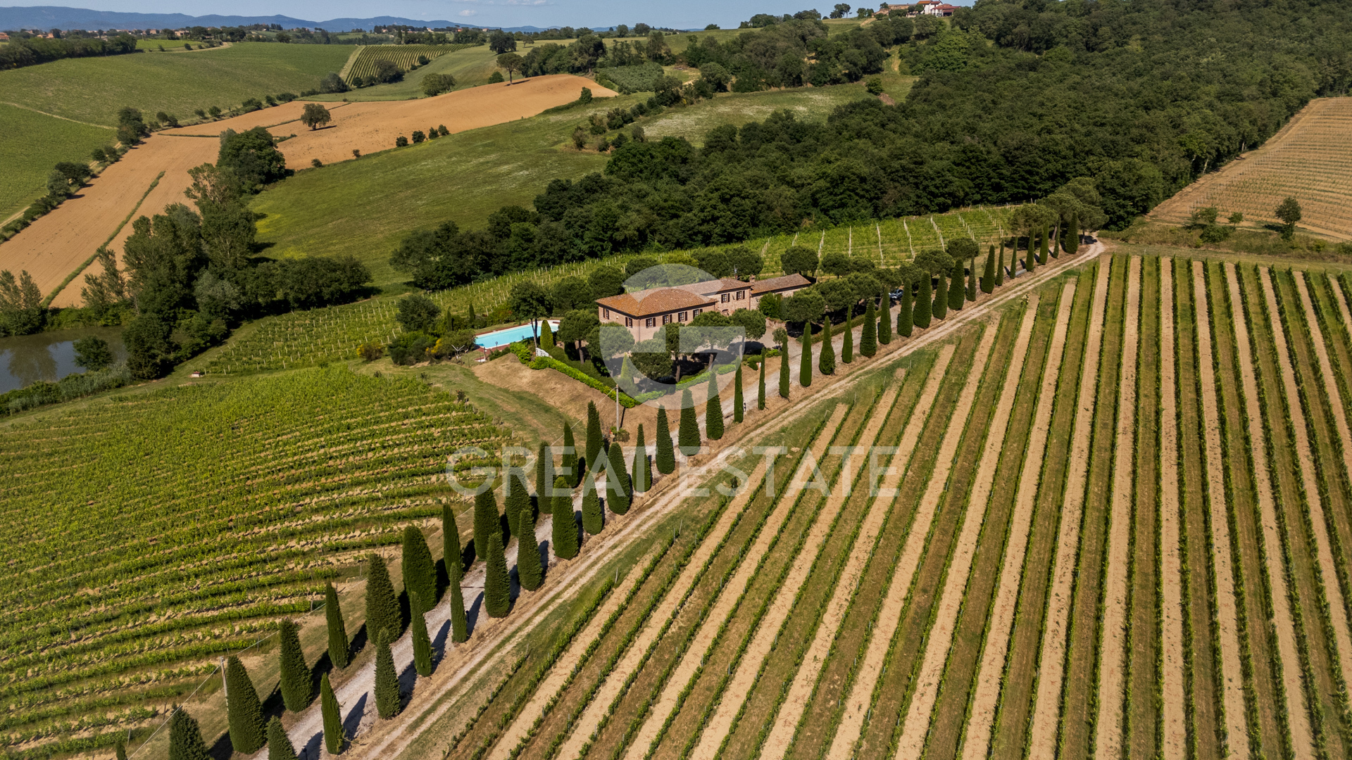 House in Montepulciano - view 1