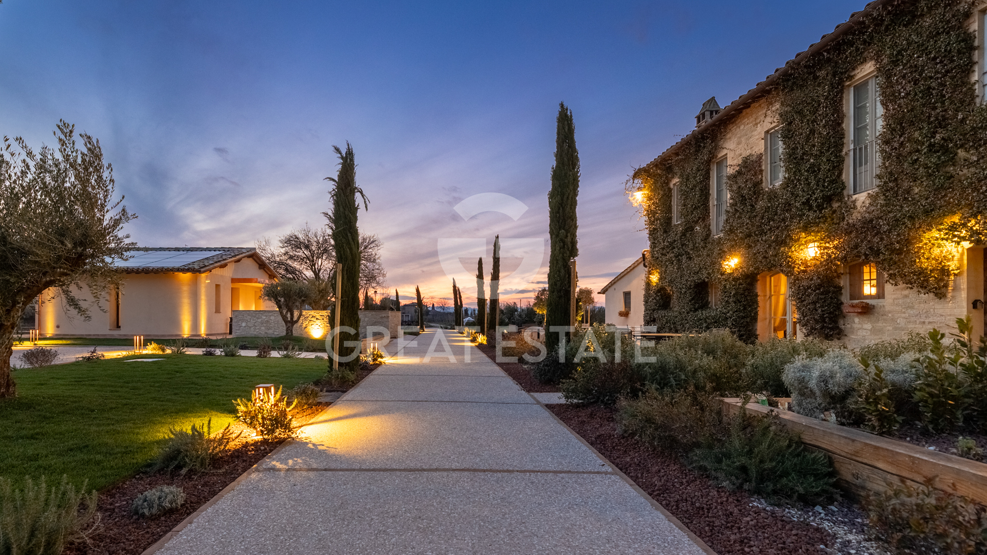 House in Bastia Umbra - view 1
