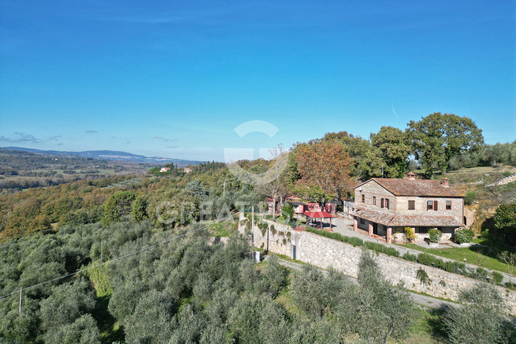 House in Cetona - view 1