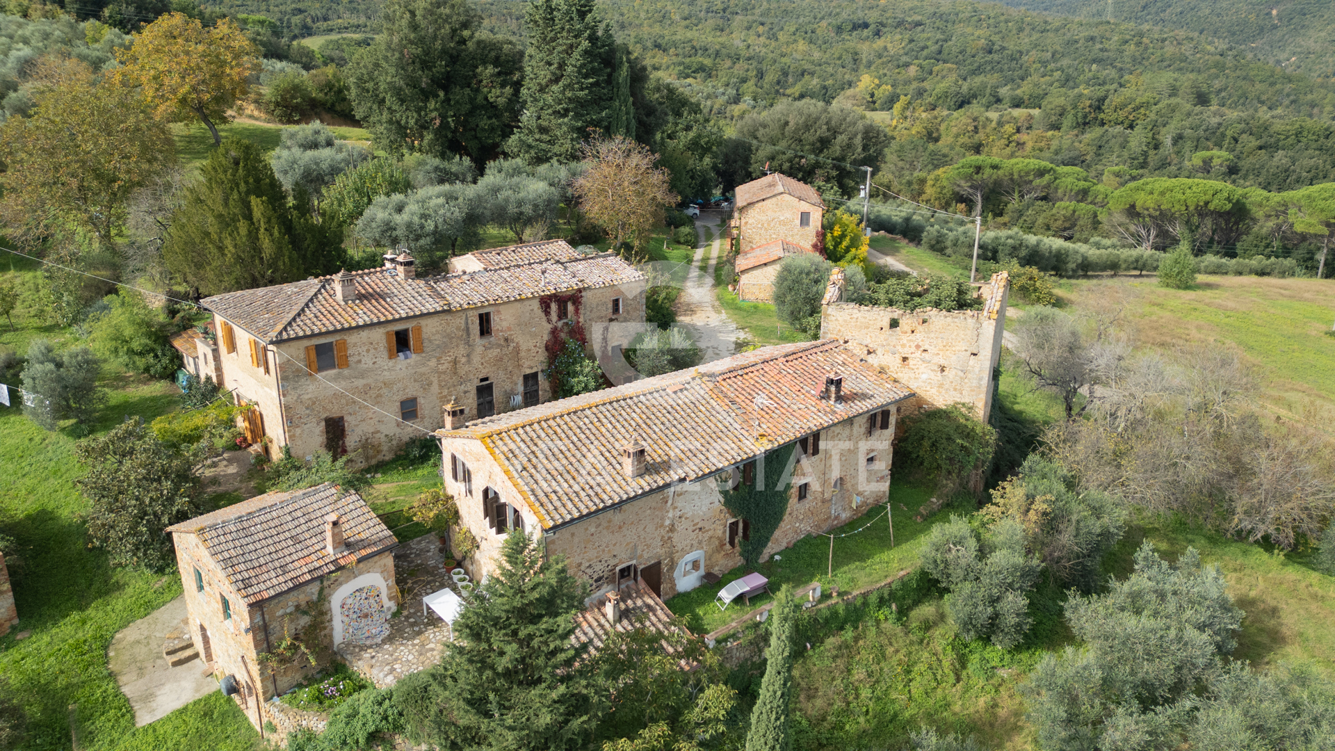 House in Colle di Val d'Elsa - view 1