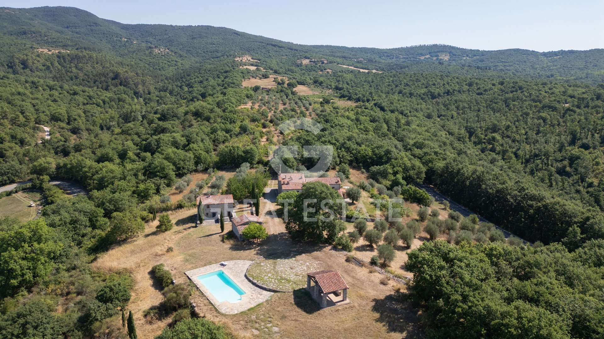 House in Montegabbione - view 1