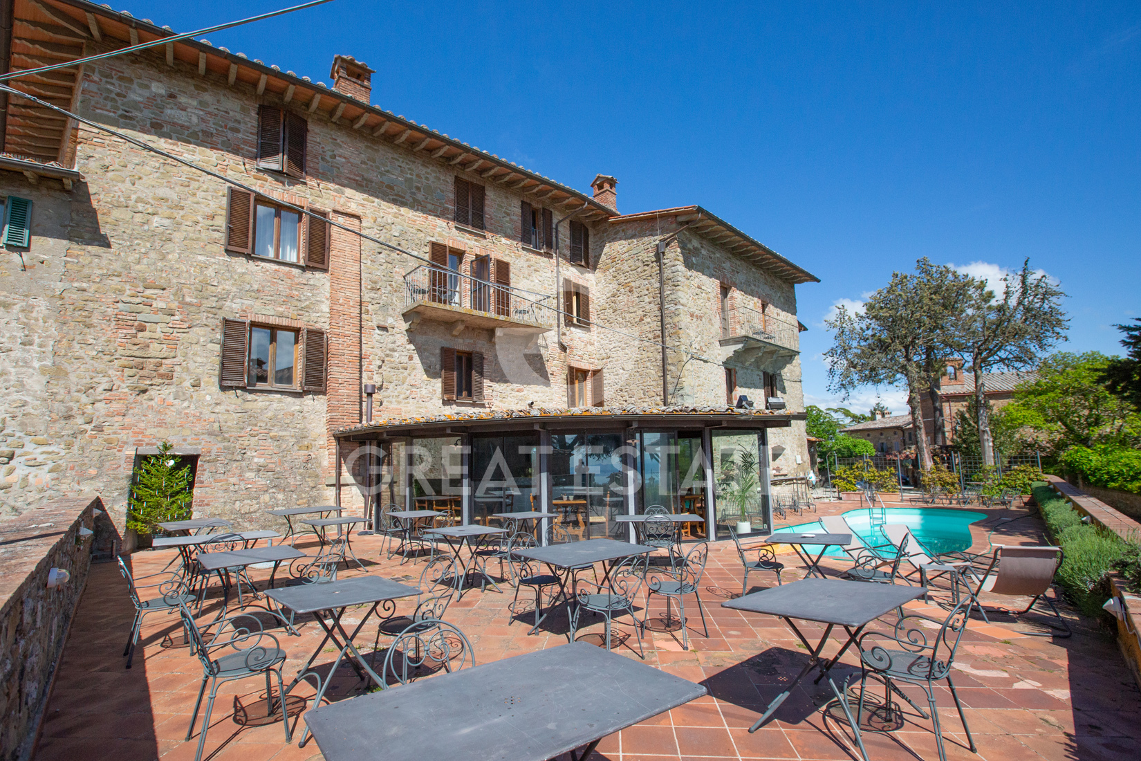 House in Passignano sul Trasimeno - view 1