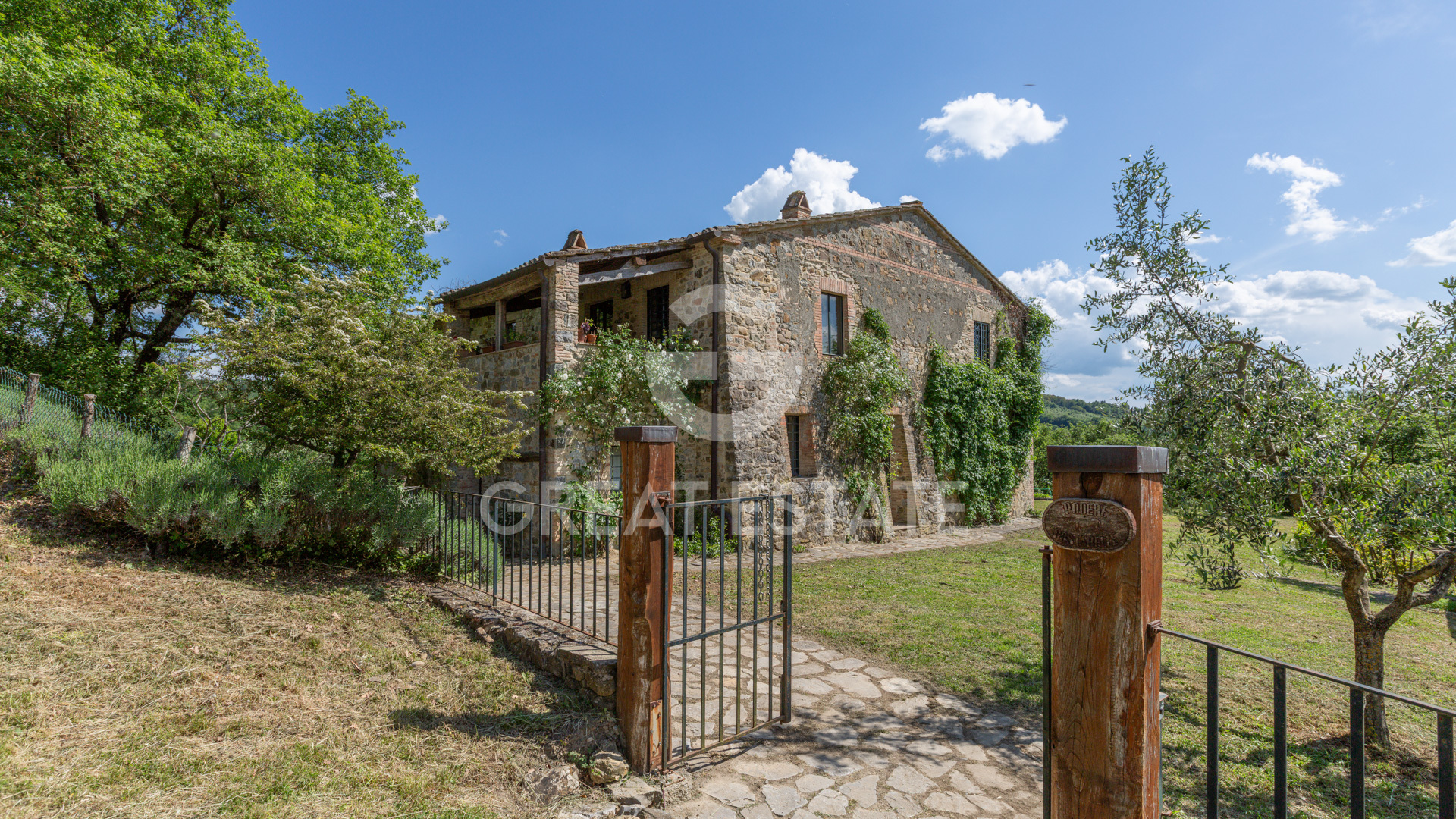 House in San Casciano dei Bagni - view 1