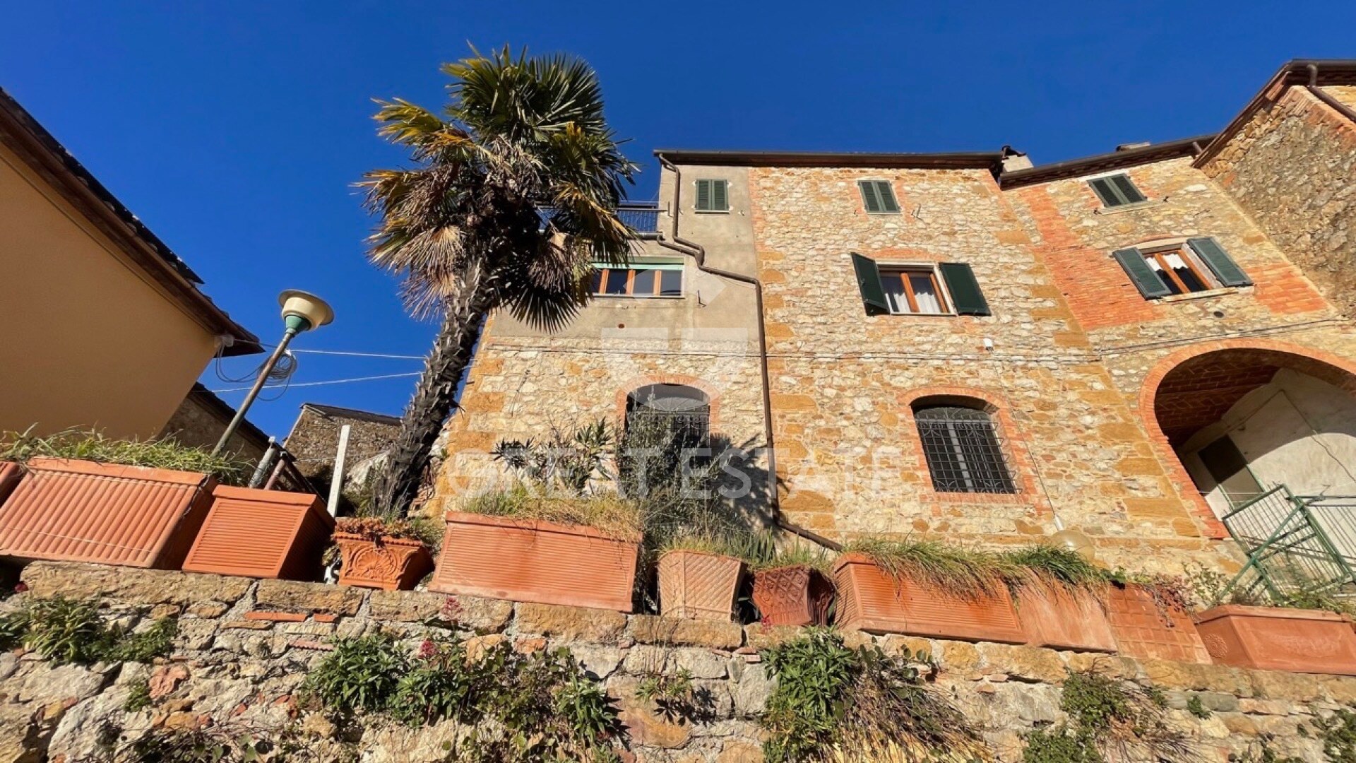 House in Trequanda - view 1