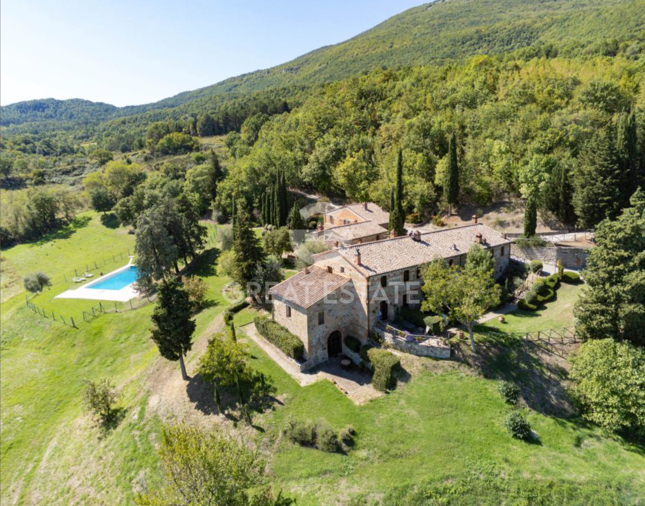 House in Cetona - view 1
