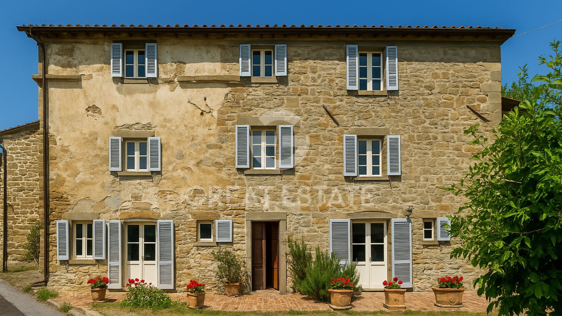 House in Montone - view 1