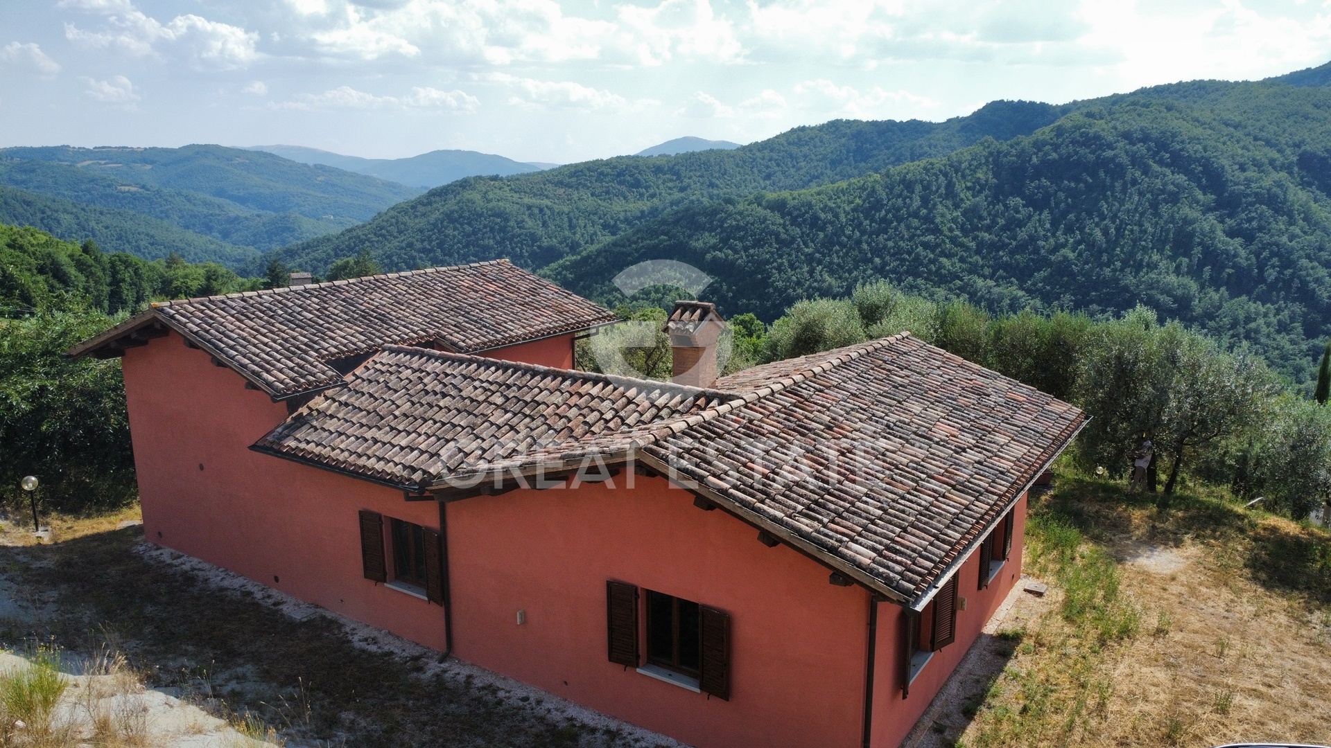 House in Gubbio - view 1