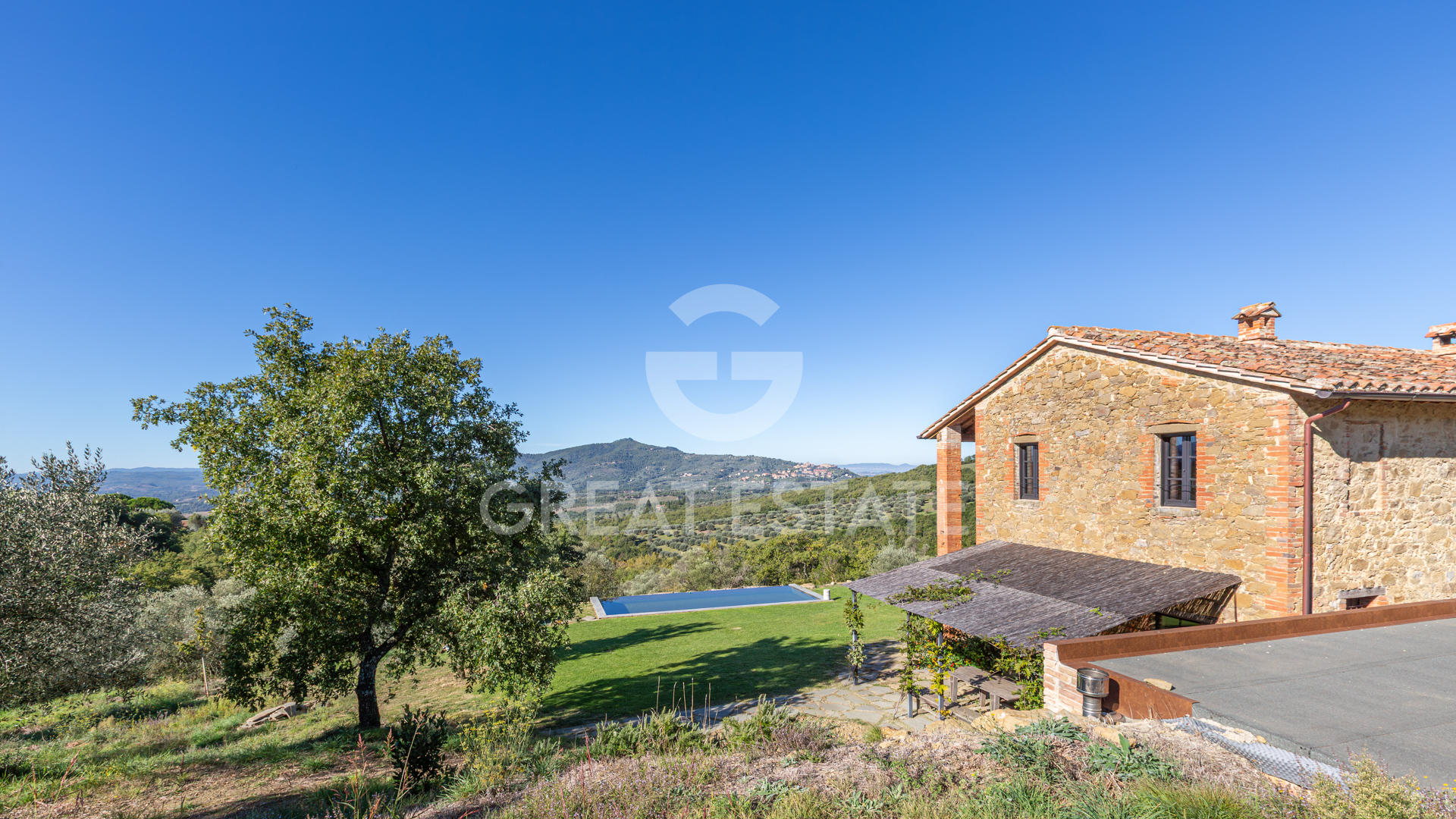 House in Muserale - view 1