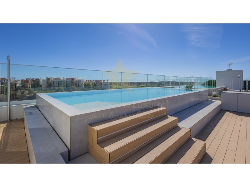 Apartment in Almancil - view 1