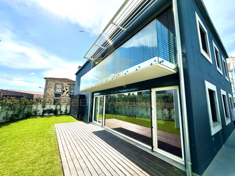 House in Matosinhos - view 1