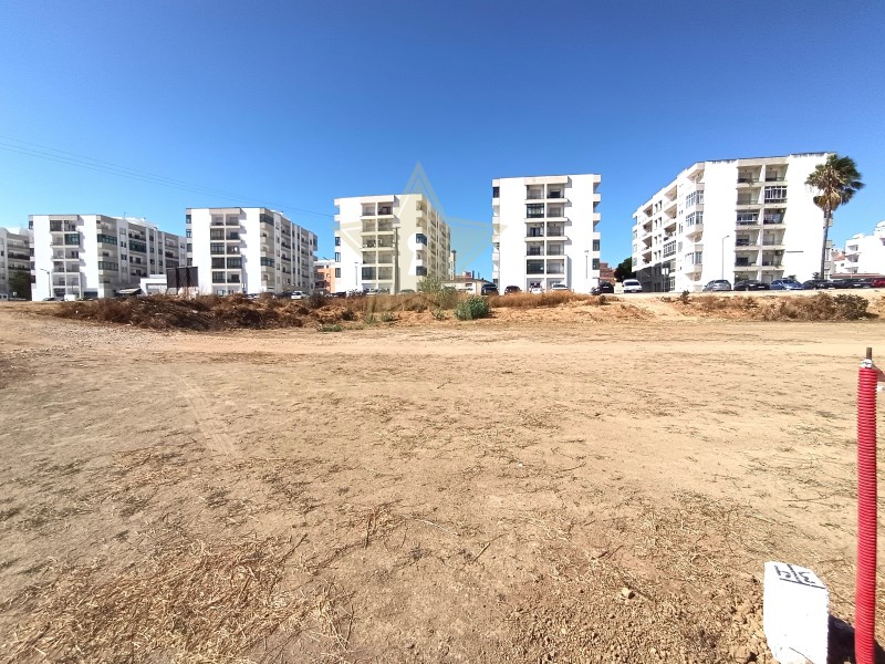 Land in Lagoa - view 1