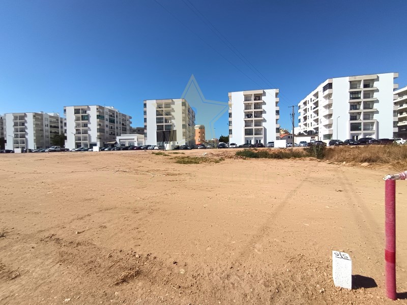 Land in Lagoa - view 1