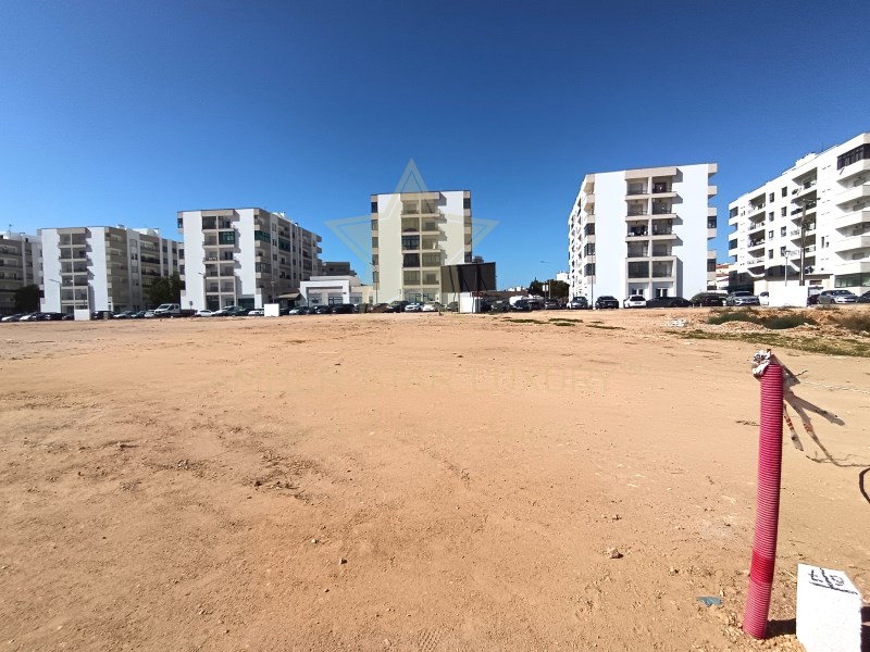 Land in Lagoa - view 1