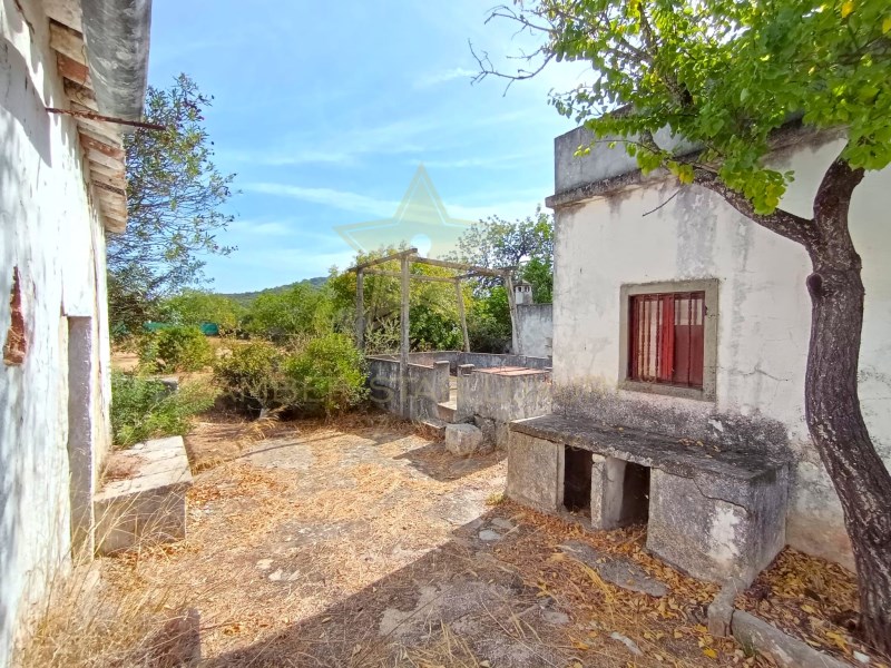 House in Torres de Apra - view 1