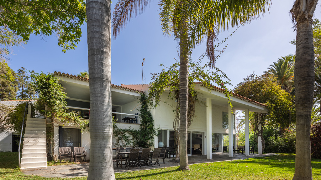 House in Agueimes - view 1