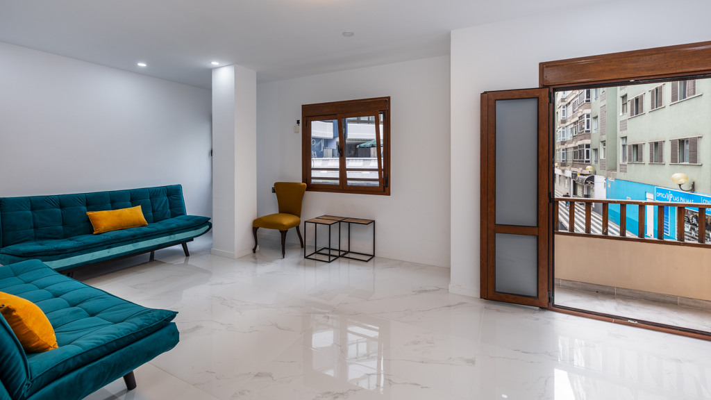 House in Las Palmas de Gran Canaria - view 1