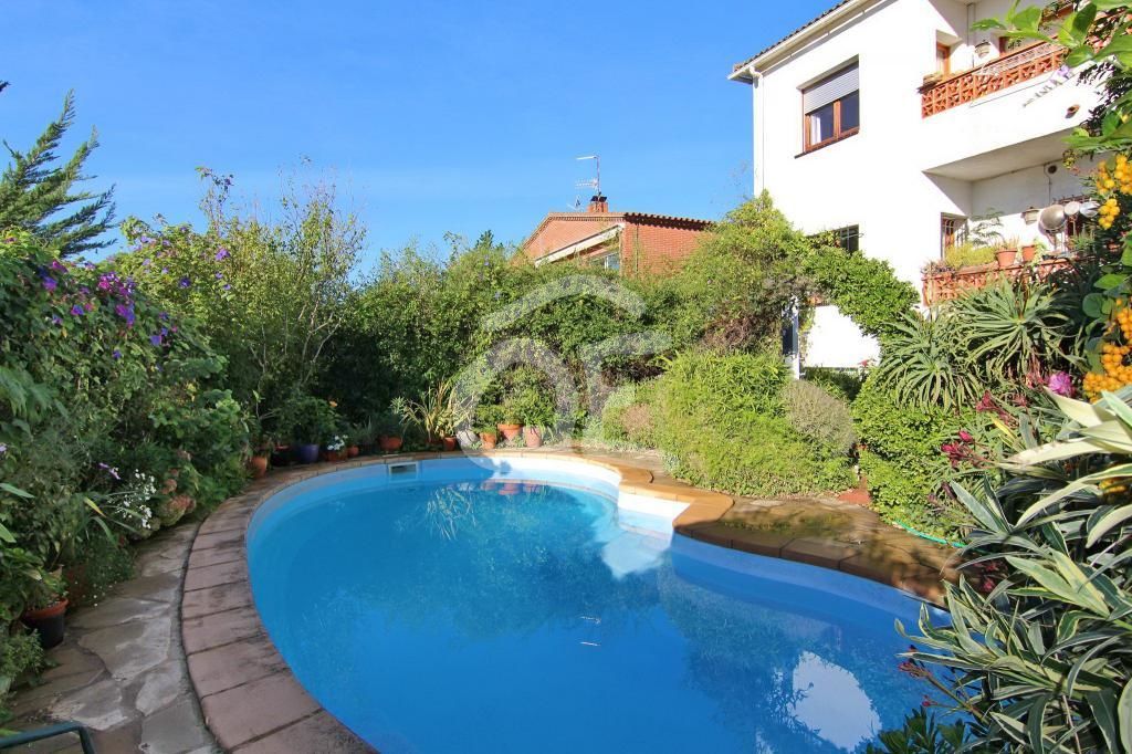 House in Girona - view 1