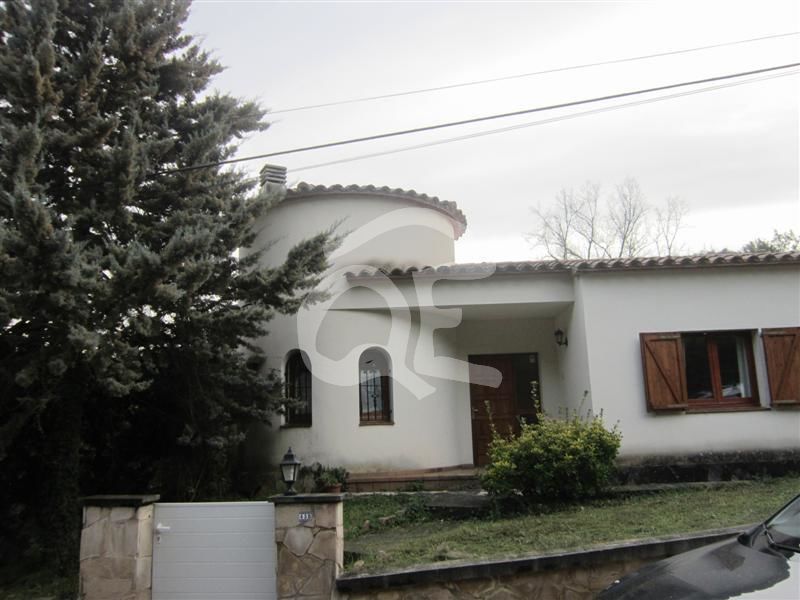 House in Girona - view 1