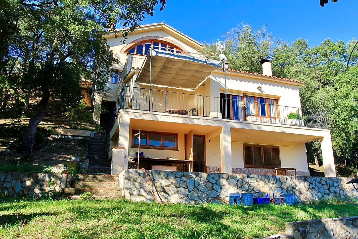 House in Girona - view 1