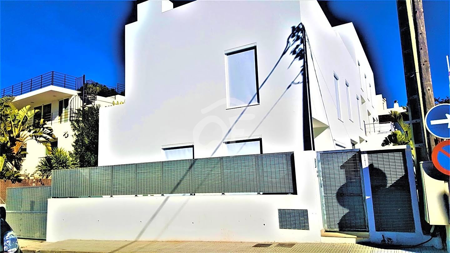House in Ibiza Town - view 1