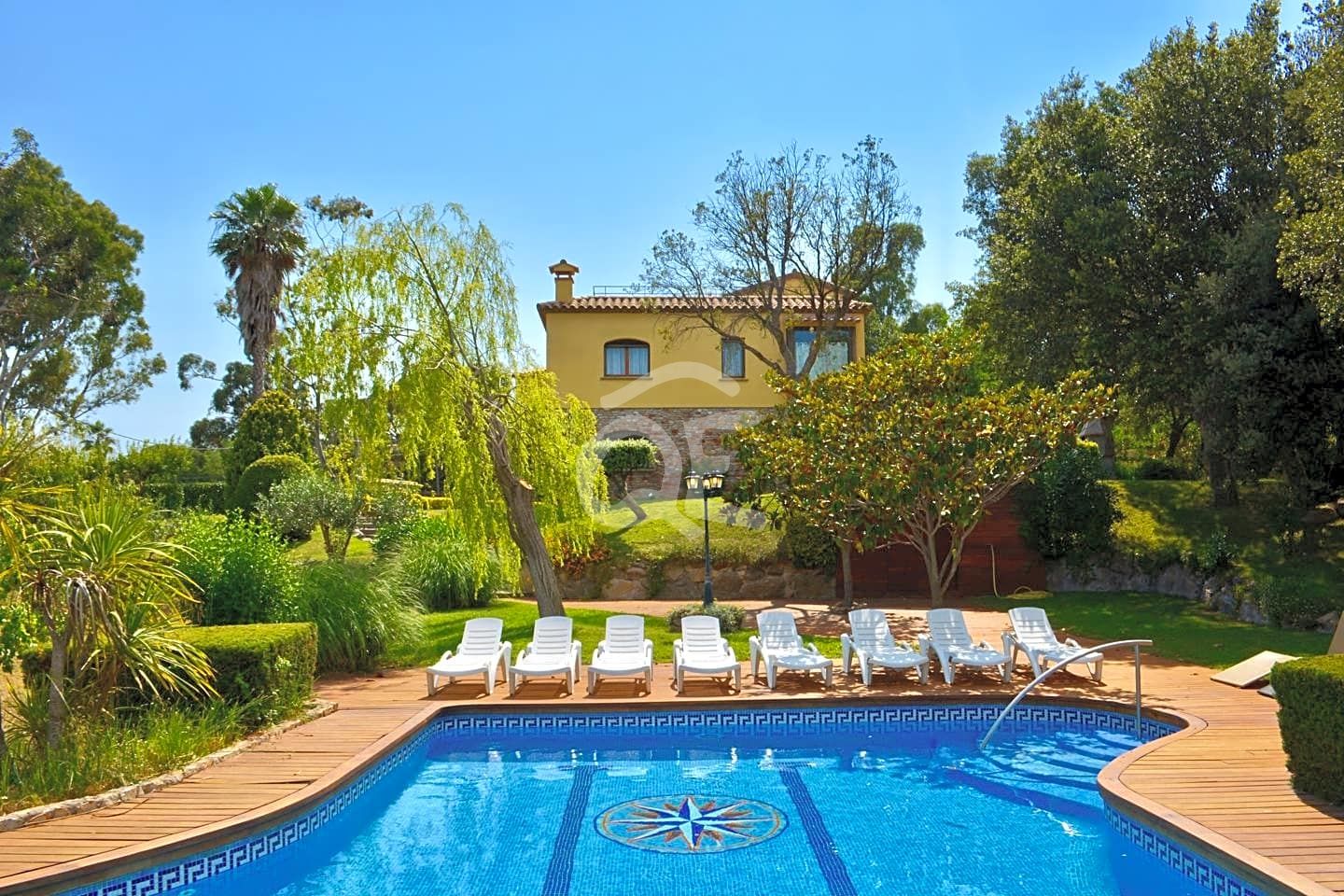 House in Girona - view 1