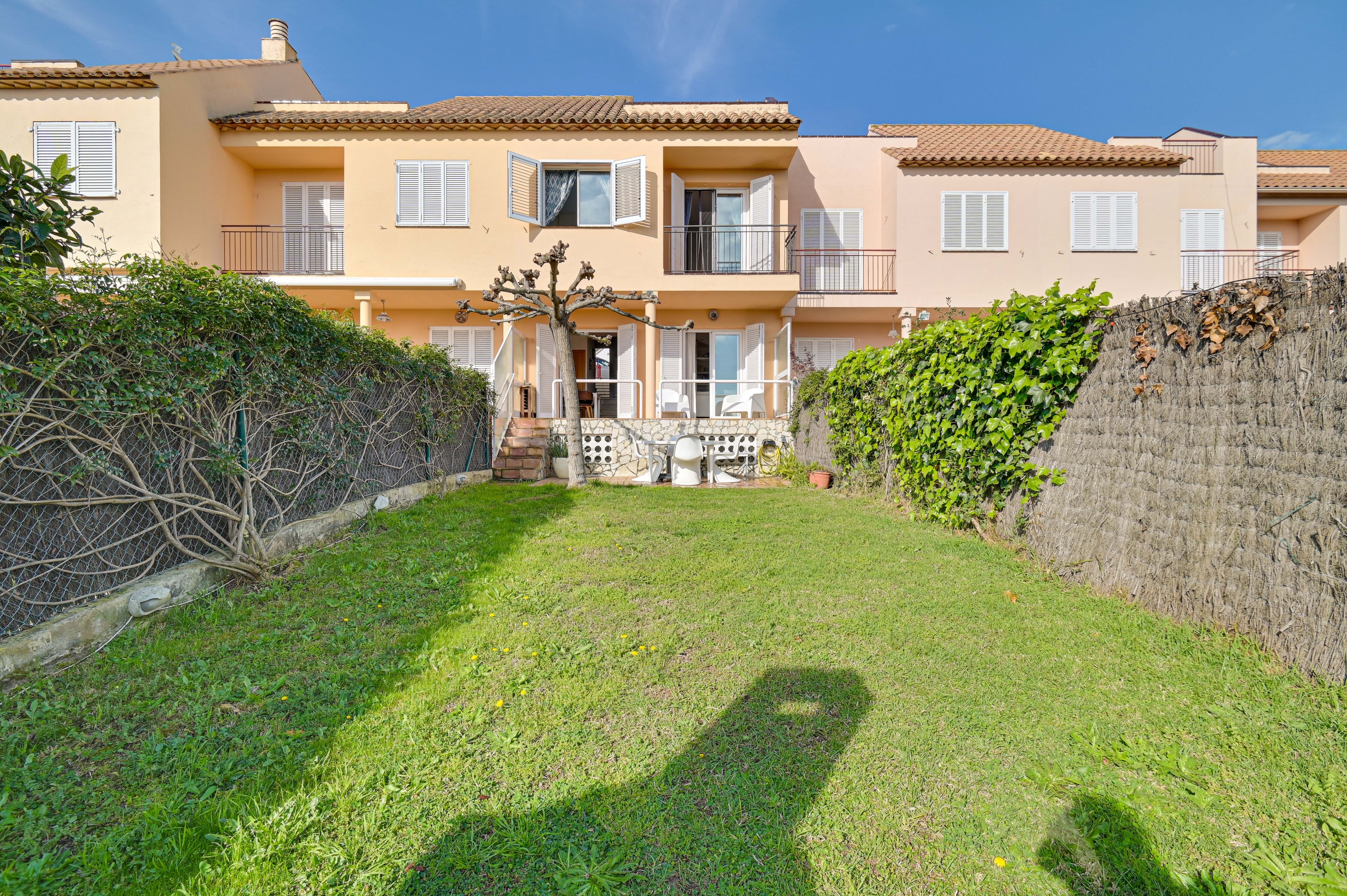 House in Girona - view 1