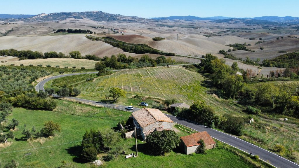 House in Montecatini Val di Cecina - view 1