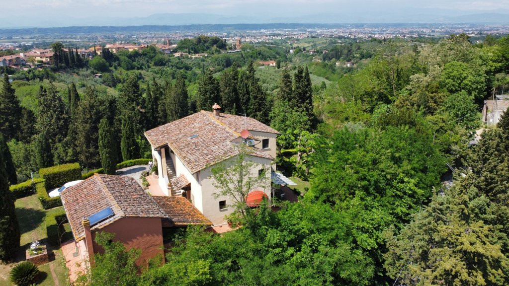 House in Montopoli in Val d'Arno - view 1