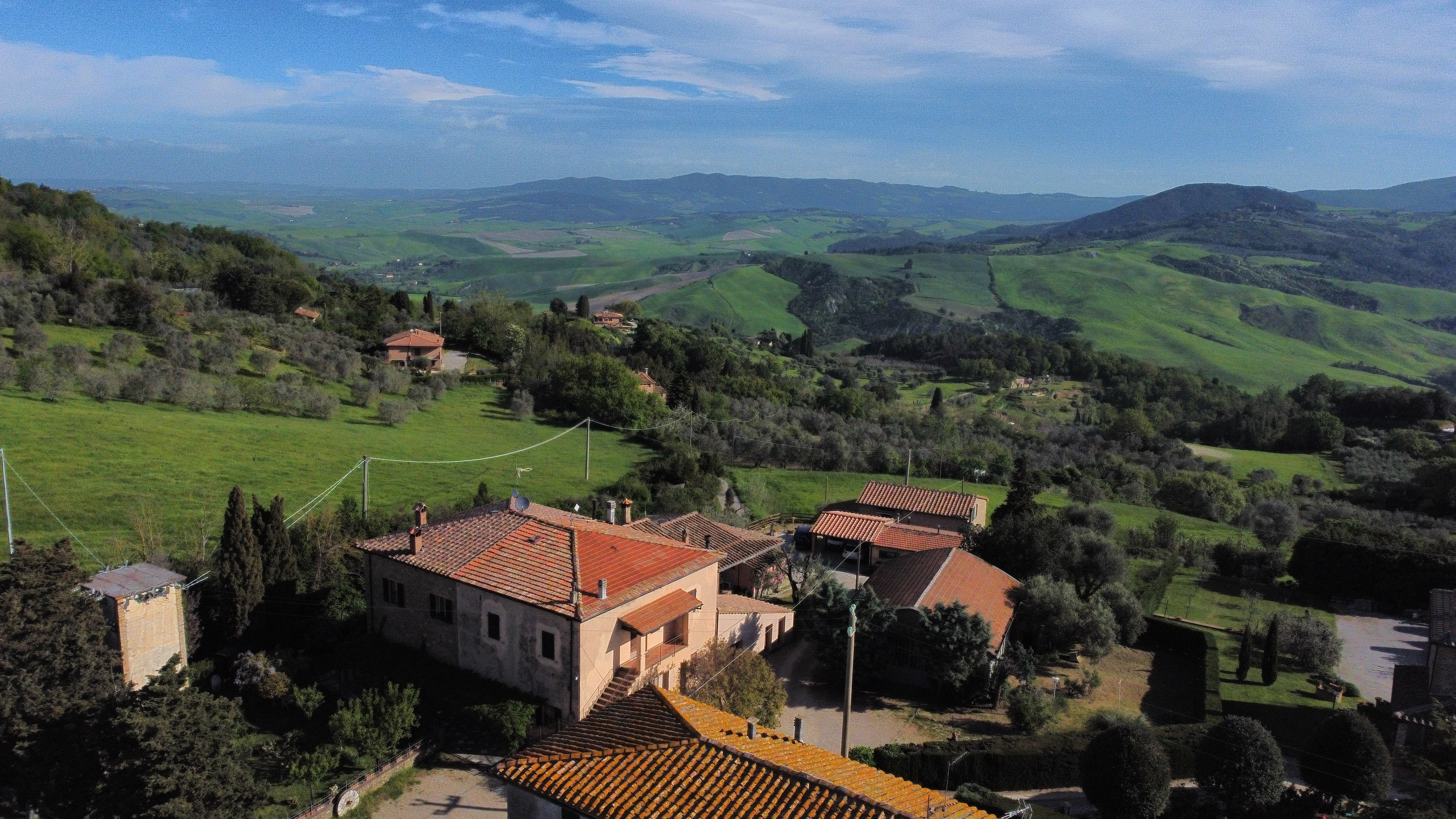 House in Volterra - view 1