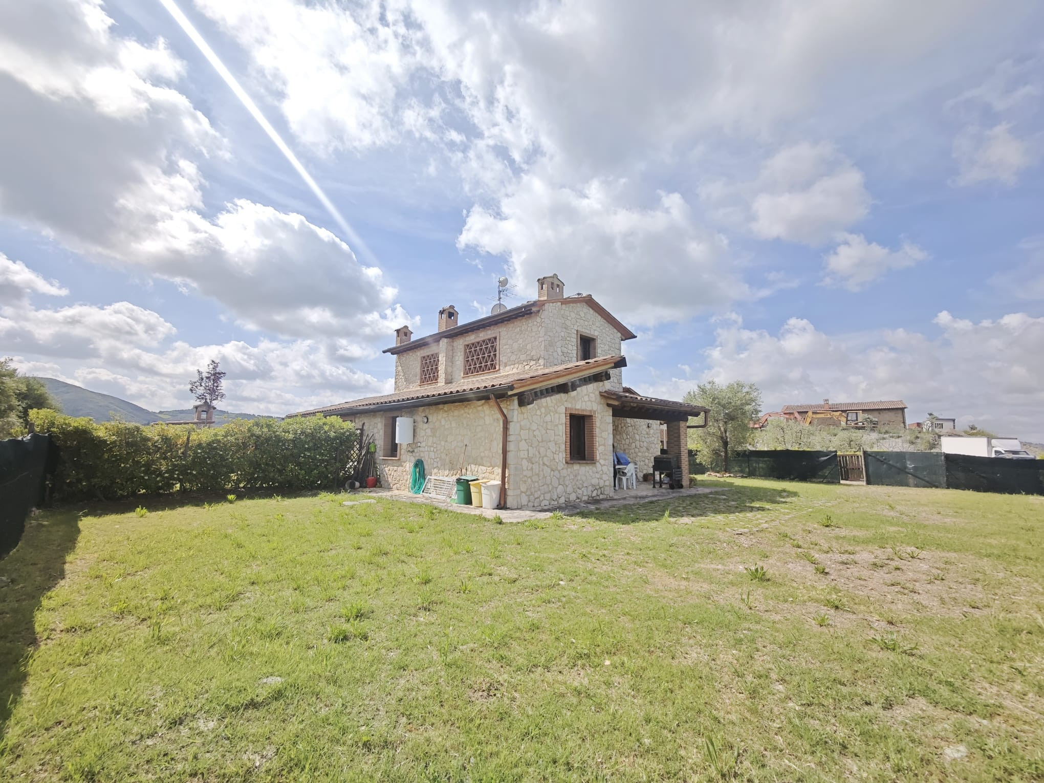 House in Volterra - view 1