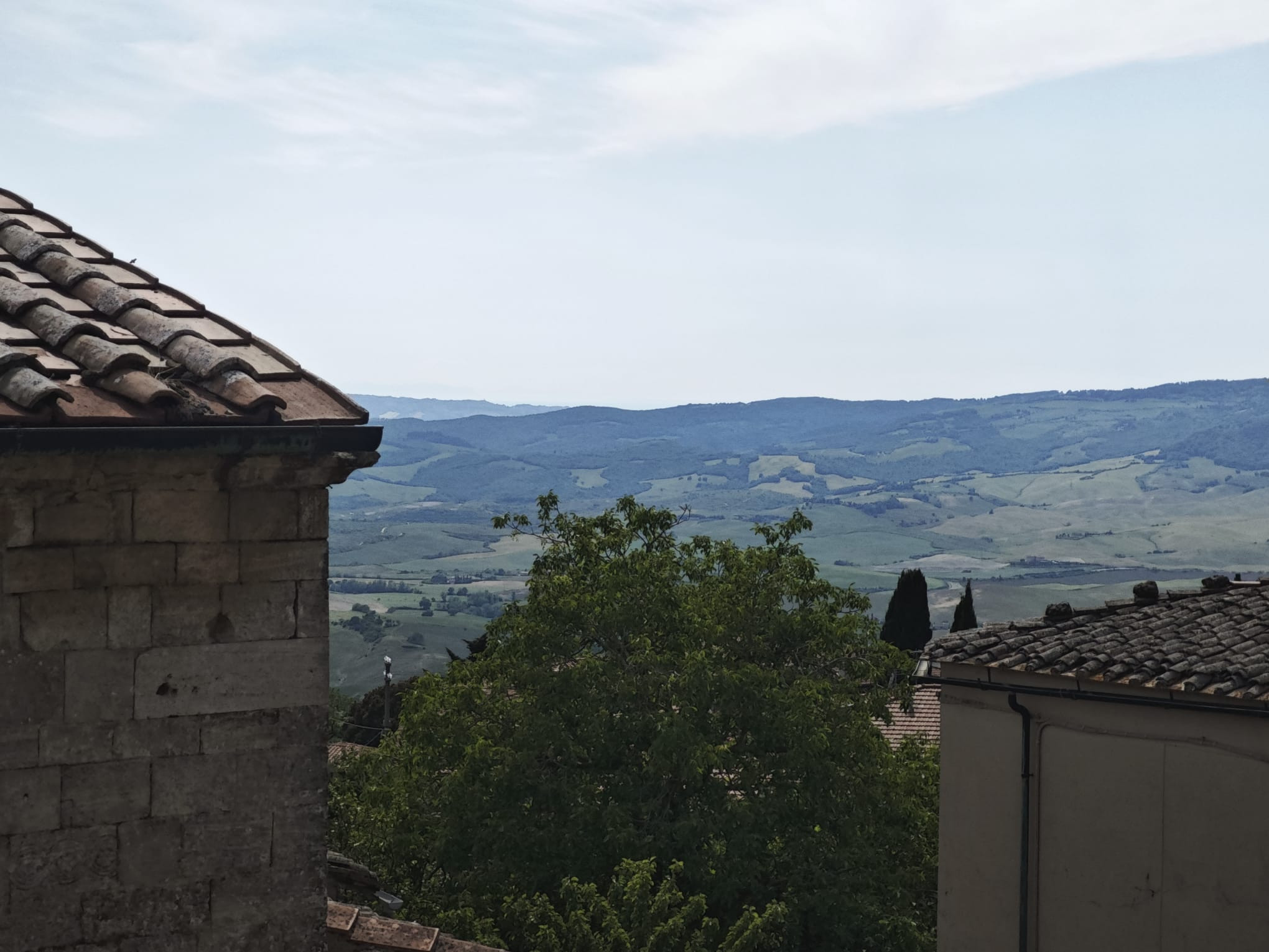 House in Volterra - view 1