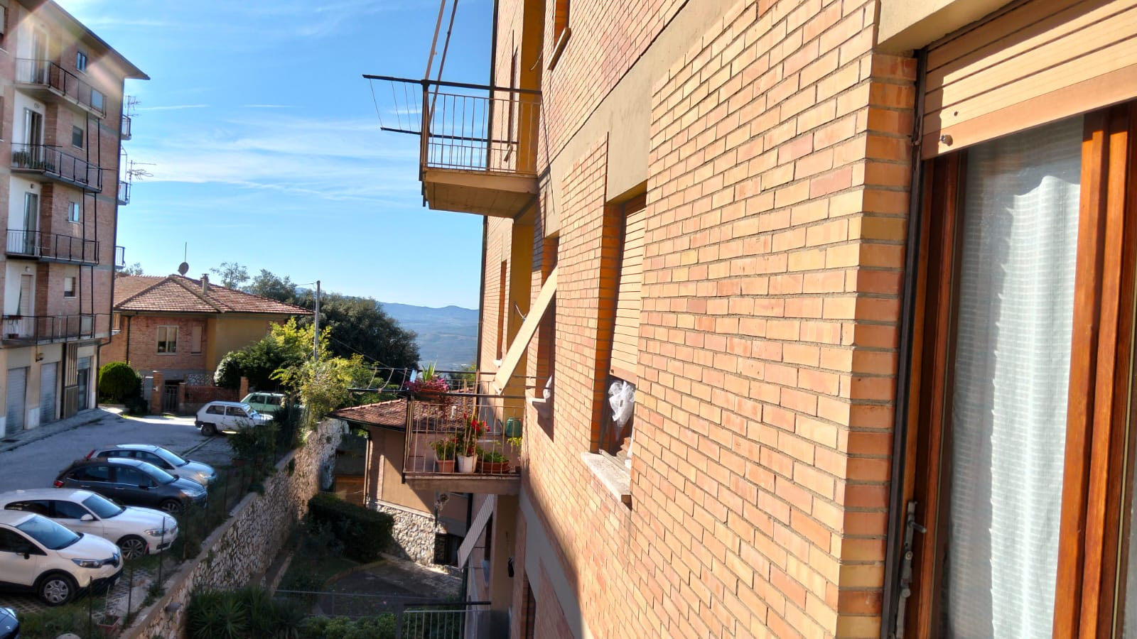 House in Volterra - view 1