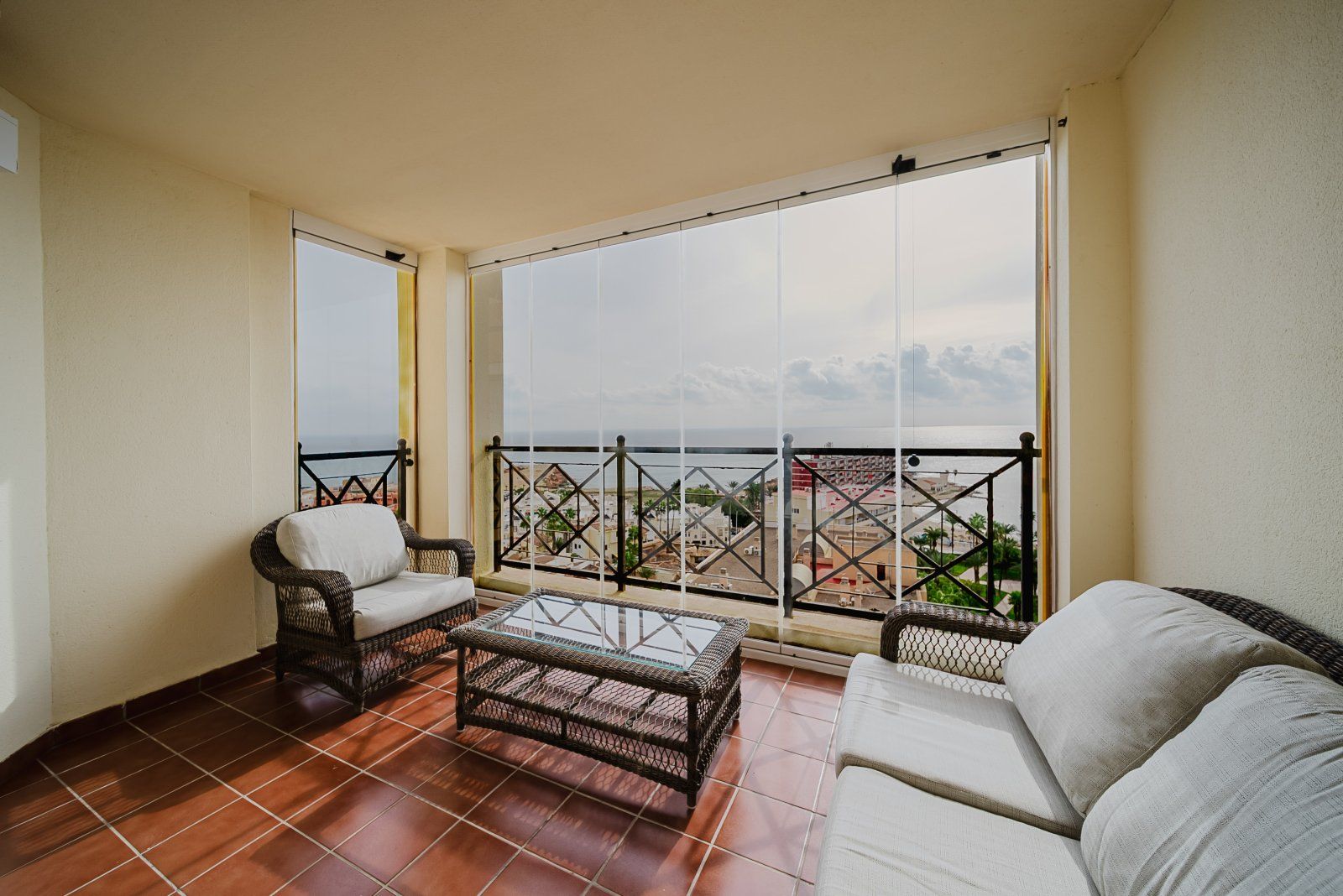 Apartment in Torrevieja - view 1