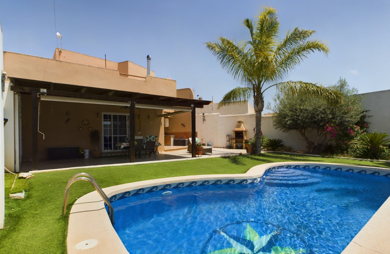 Villa in Dolores - view 1