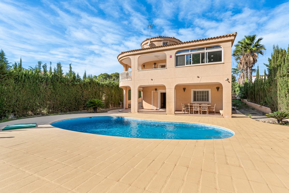 Villa in Torrevieja - view 1