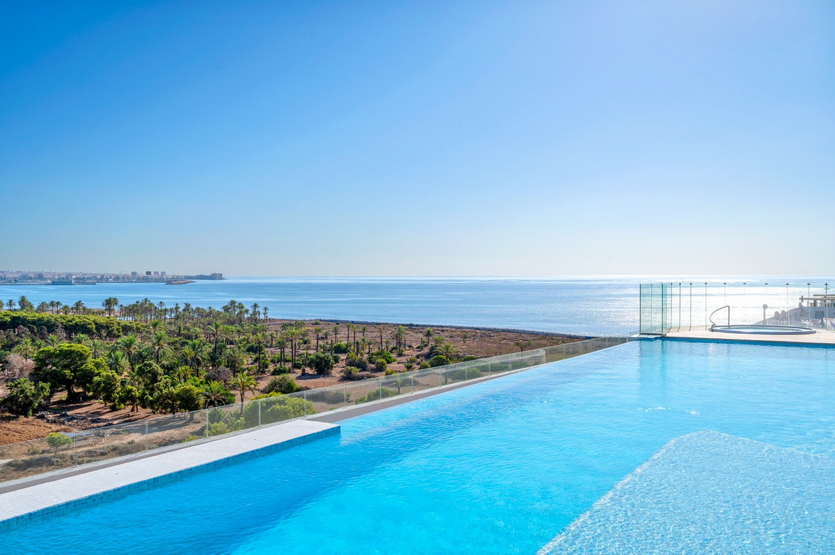 Apartment in Molins - view 1