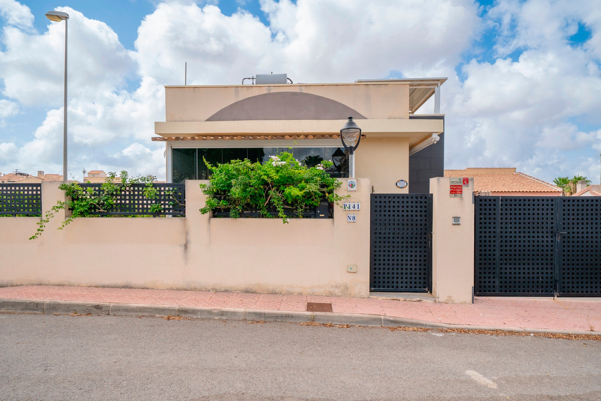 Villa in Rojales - view 1