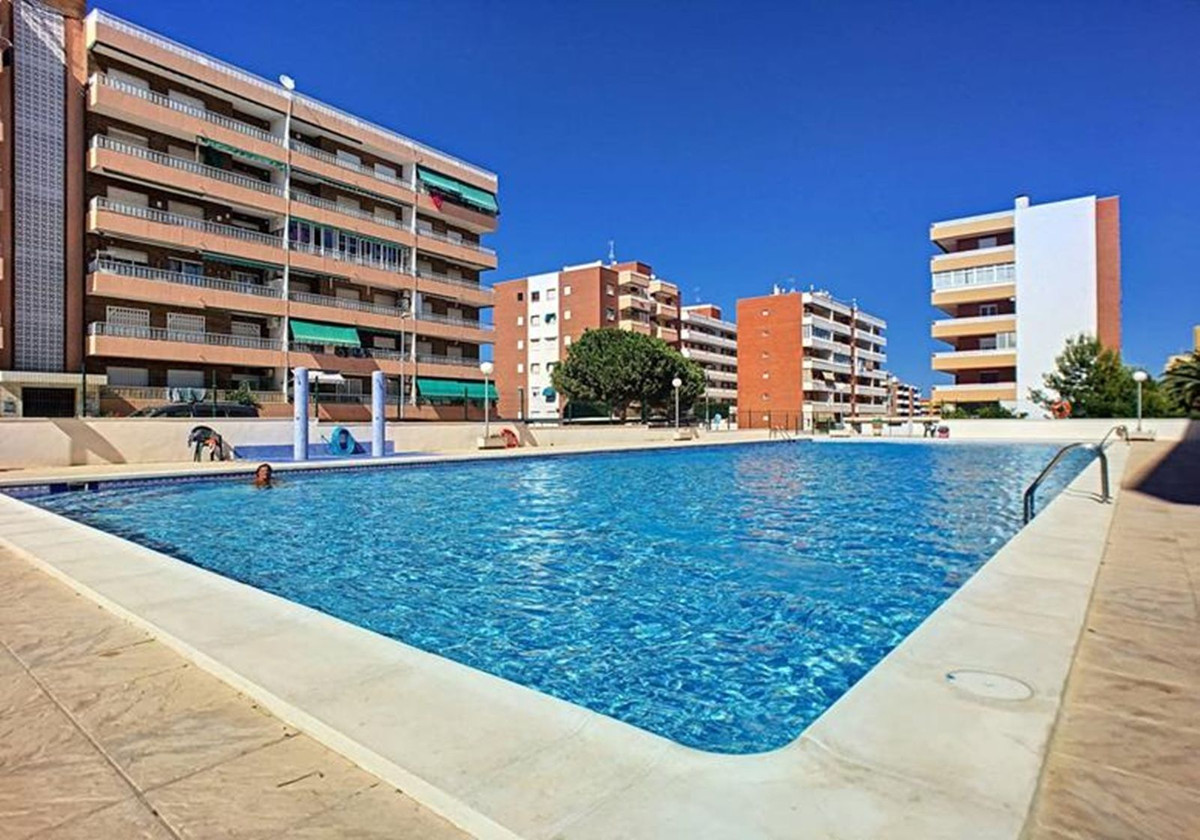 Apartment in Punta Prima - view 1